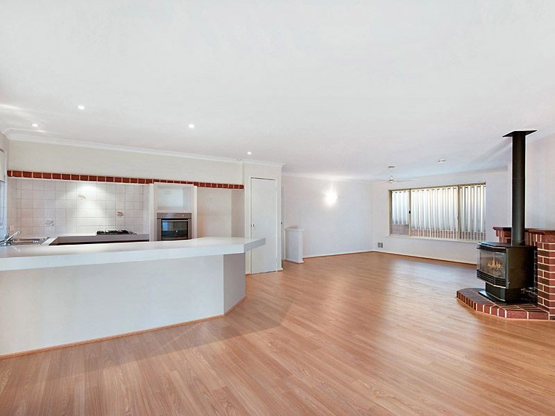 4 Cluelow Rise, Leeming WA 6149