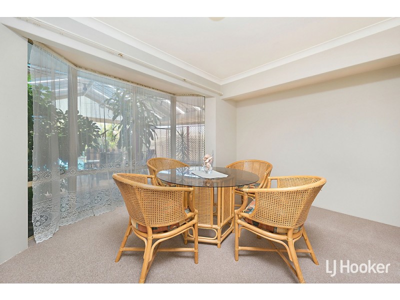 4 Heatherlea Parkway, Leeming WA 6149