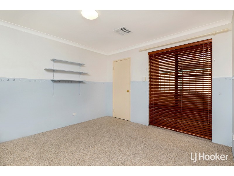 4 Heatherlea Parkway, Leeming WA 6149