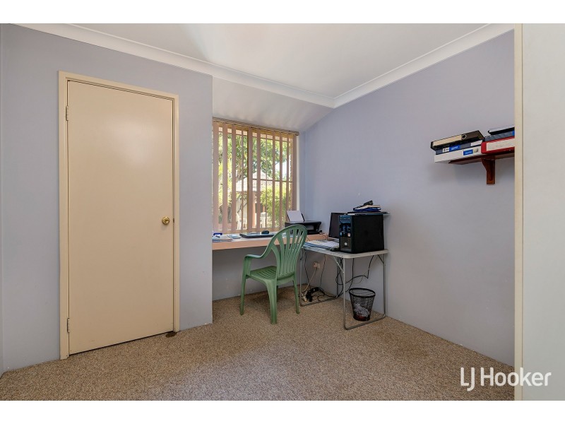 4 Heatherlea Parkway, Leeming WA 6149