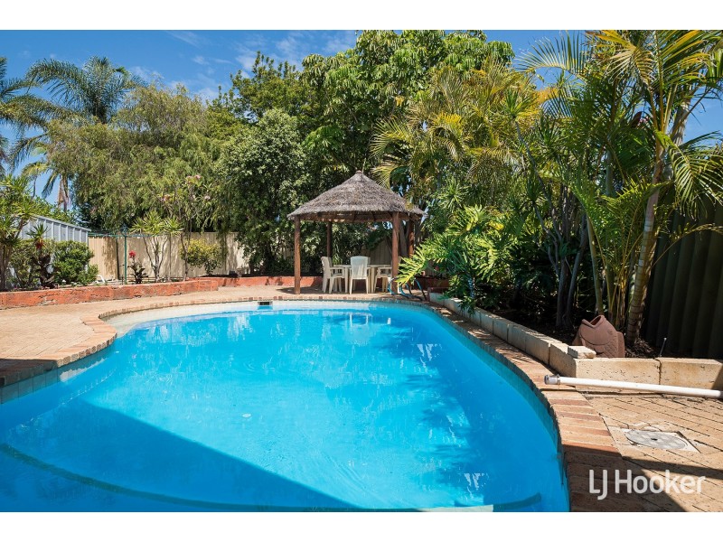 4 Heatherlea Parkway, Leeming WA 6149