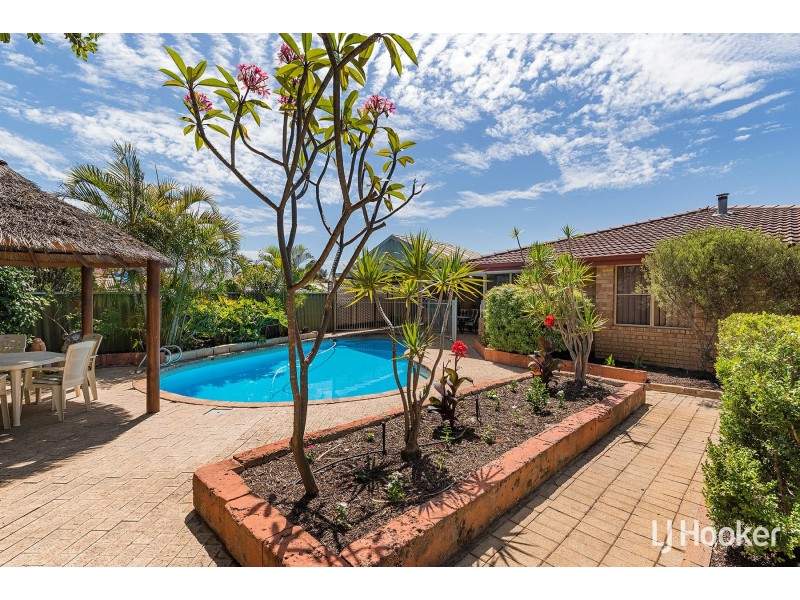 4 Heatherlea Parkway, Leeming WA 6149