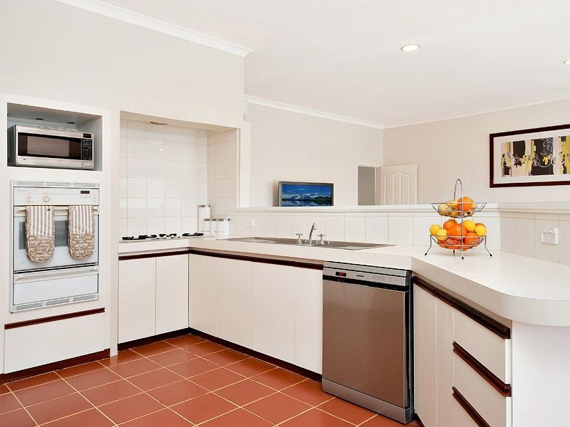 11 Evergreen Court, Leeming WA 6149