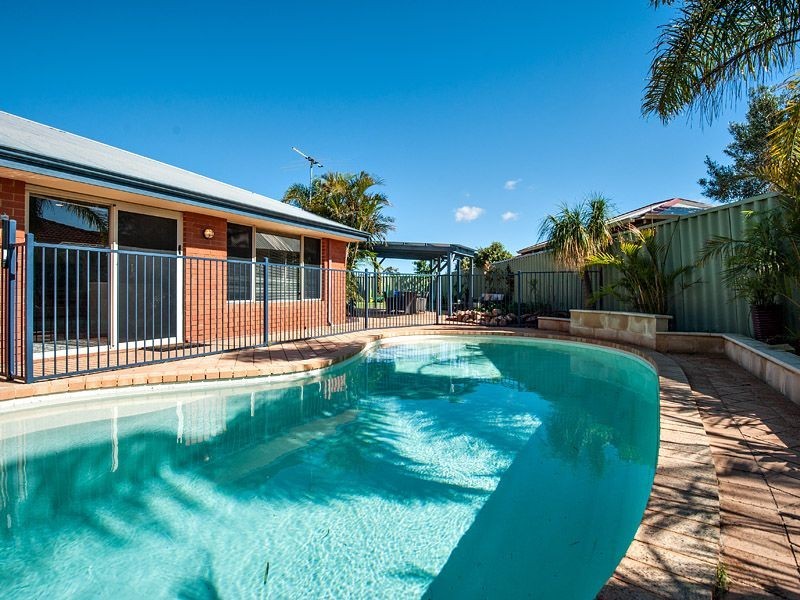 11 Evergreen Court, Leeming WA 6149