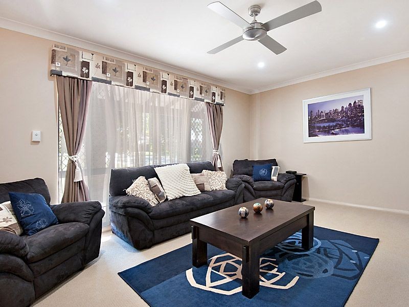 27 Cardinal Crescent, Leeming WA 6149