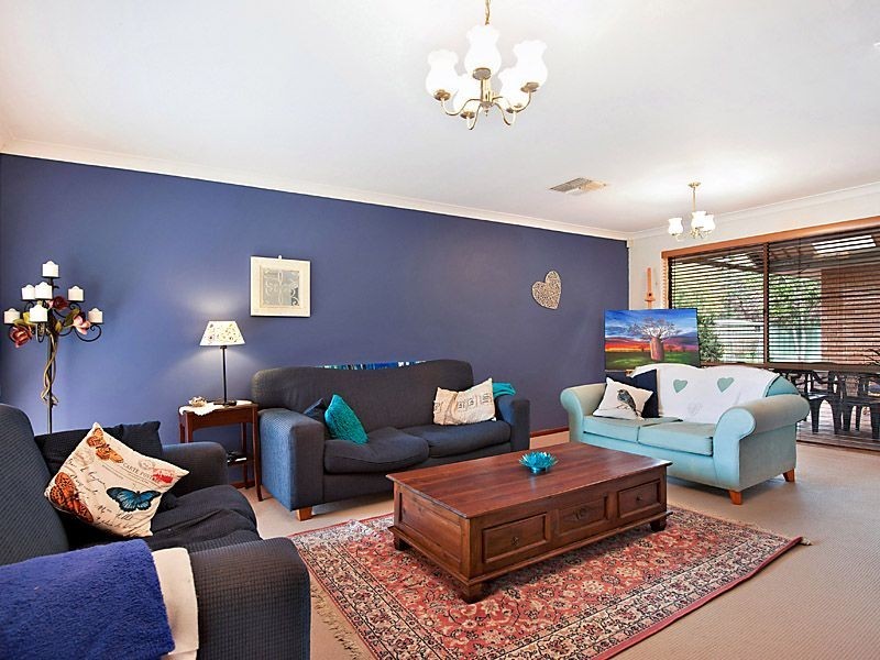 3 Hillock Circle, Leeming WA 6149