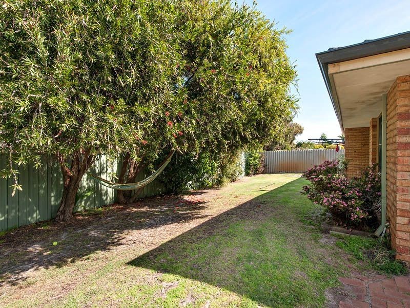 3 Hillock Circle, Leeming WA 6149