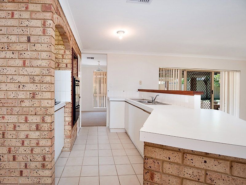 20 Gwalia Place, Bibra Lake WA 6163