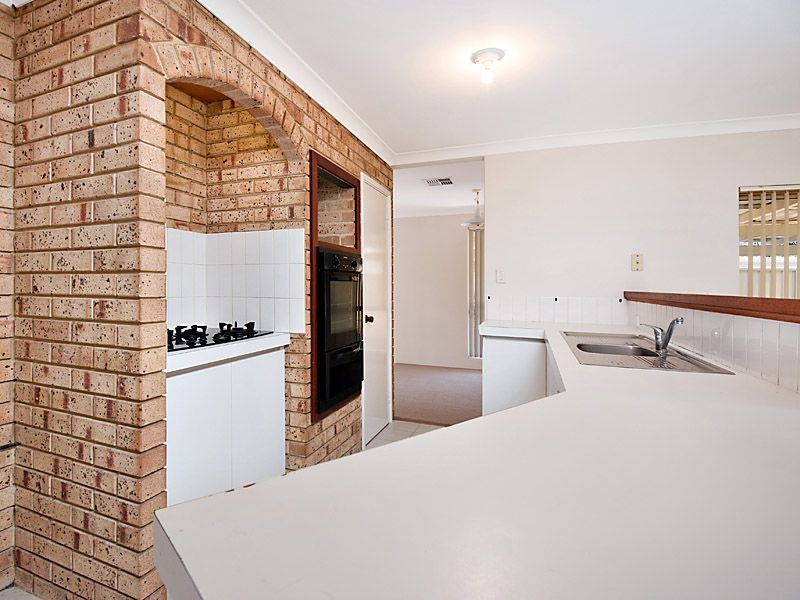 20 Gwalia Place, Bibra Lake WA 6163