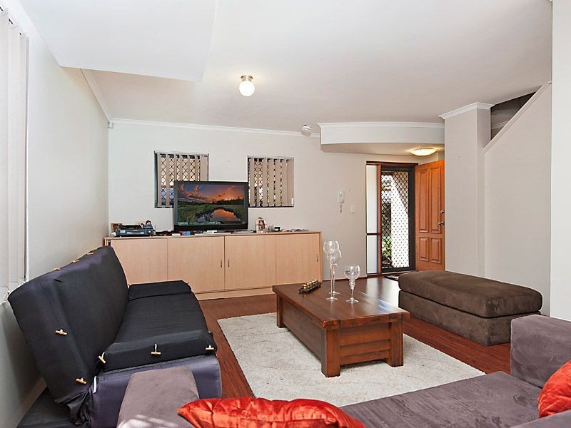 9/53 Woodloes Street, Cannington WA 6107