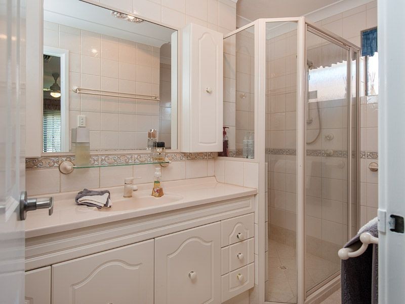 14 Crago Road, Leeming WA 6149