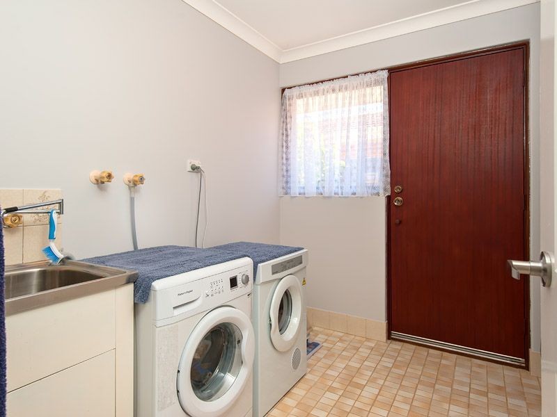 14 Crago Road, Leeming WA 6149