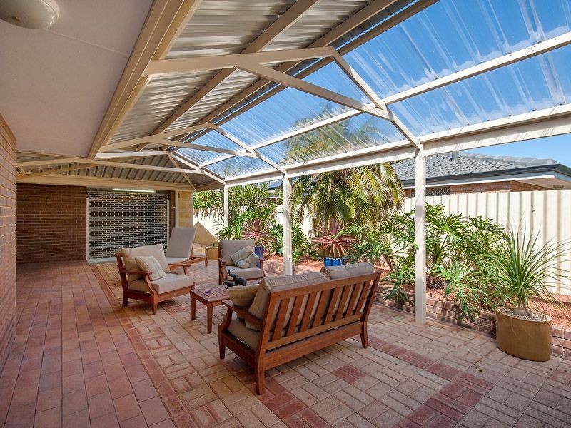 14 Crago Road, Leeming WA 6149