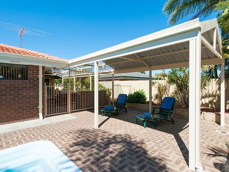 14 Crago Road, Leeming WA 6149