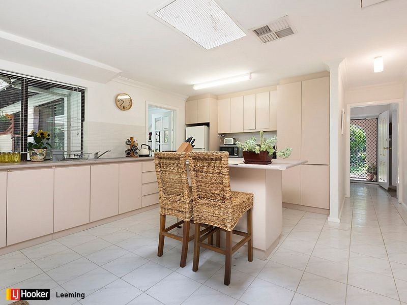 25 Vigors Ave, Bull Creek WA 6149