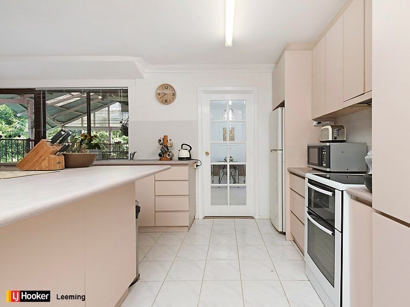 25 Vigors Ave, Bull Creek WA 6149
