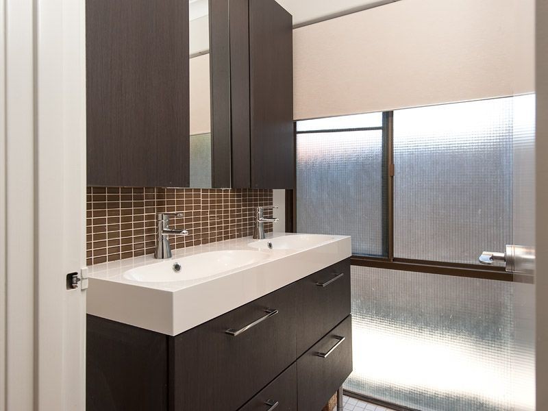 21 Gladstone Road, Leeming WA 6149