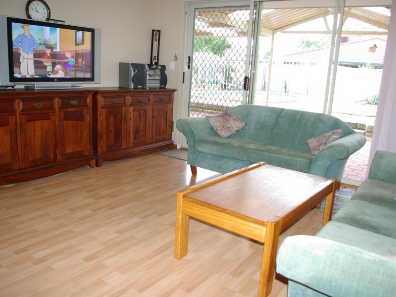 118 Brenchley Drive, Atwell WA 6164