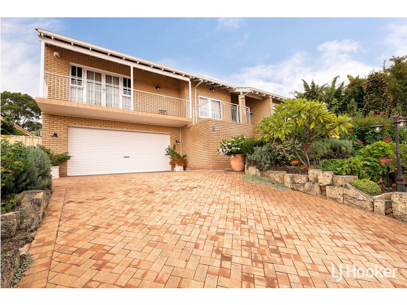 11 Timbrell Way, Leeming WA 6149