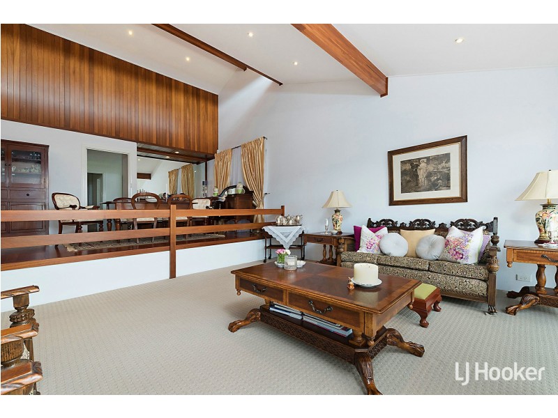 11 Timbrell Way, Leeming WA 6149