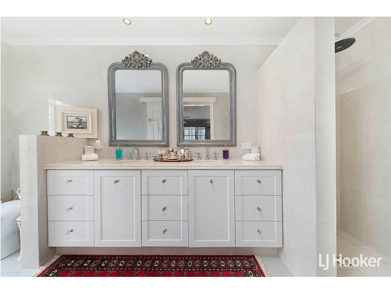 11 Timbrell Way, Leeming WA 6149