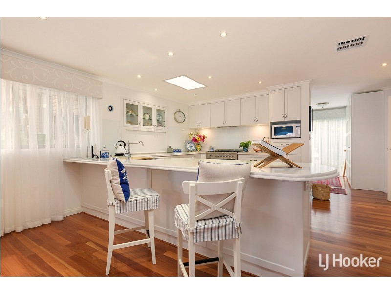 11 Timbrell Way, Leeming WA 6149