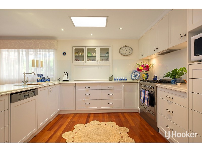 11 Timbrell Way, Leeming WA 6149