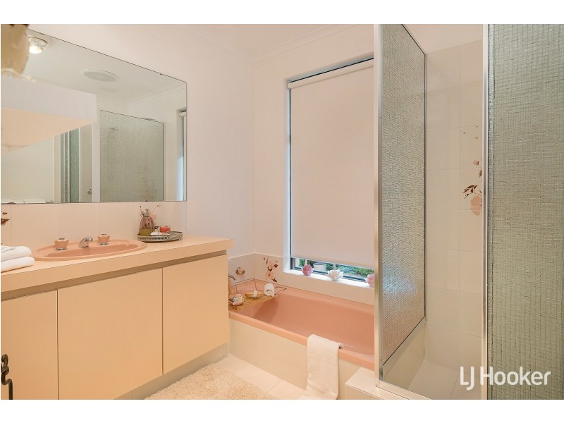 11 Timbrell Way, Leeming WA 6149