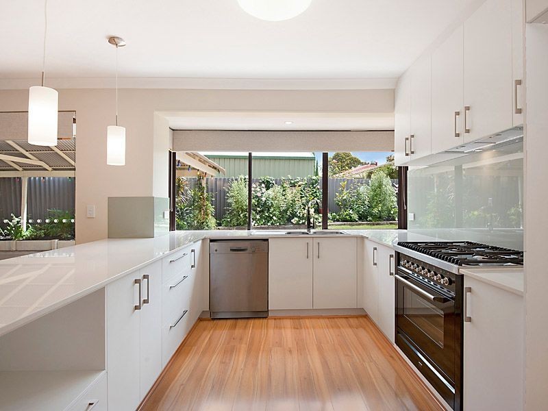 30 Shea Grove, Leeming WA 6149