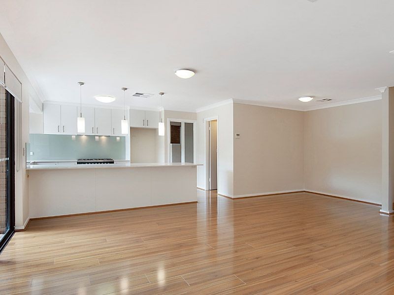 30 Shea Grove, Leeming WA 6149