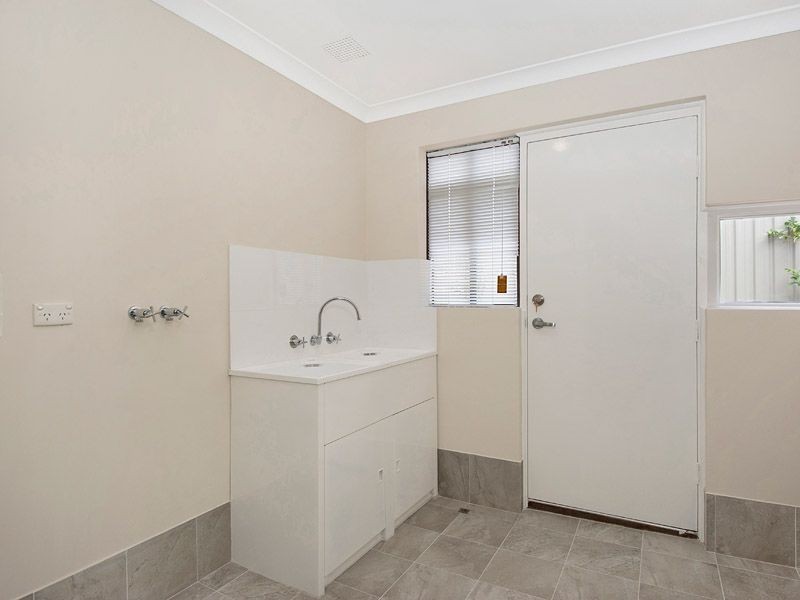 30 Shea Grove, Leeming WA 6149