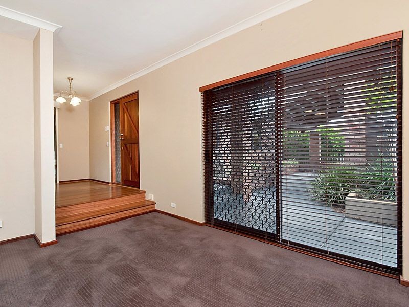 39 Gracechurch Crescent, Leeming WA 6149