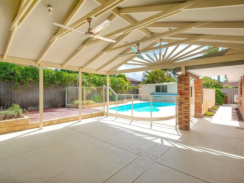 39 Gracechurch Crescent, Leeming WA 6149