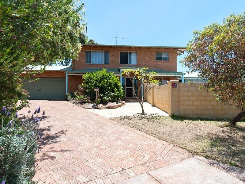 7 Rae Place, Leeming WA 6149