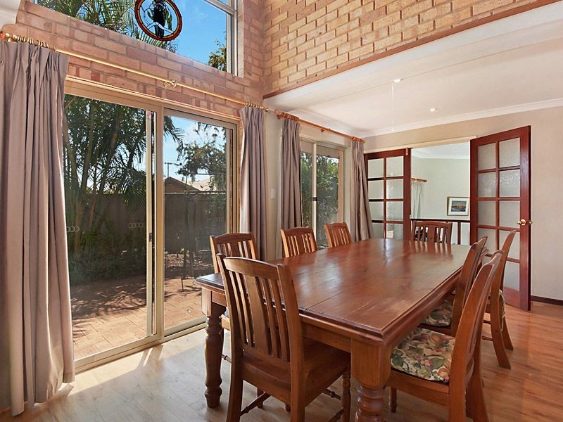 7 Rae Place, Leeming WA 6149
