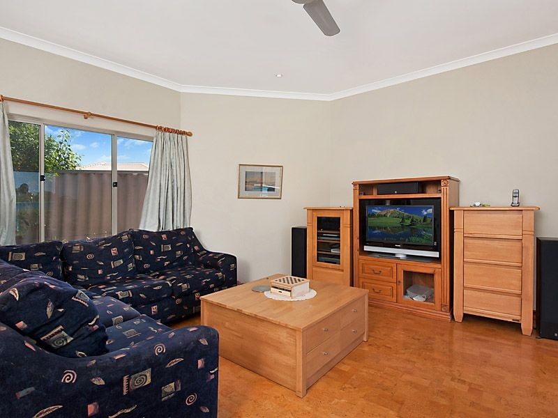 7 Rae Place, Leeming WA 6149