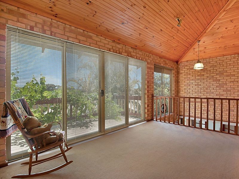 7 Rae Place, Leeming WA 6149