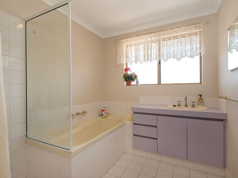 7 Rae Place, Leeming WA 6149