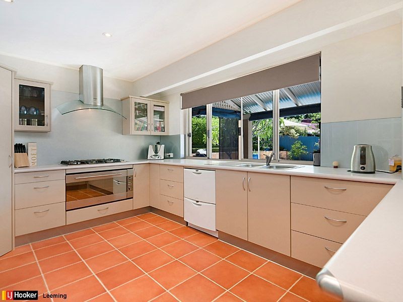 4 Denic Rise, Leeming WA 6149