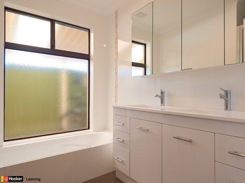 4 Denic Rise, Leeming WA 6149