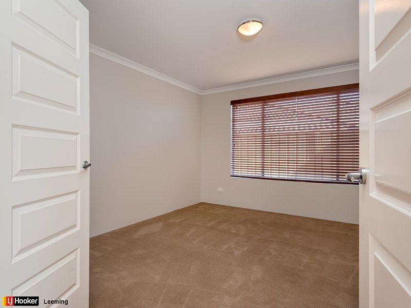 69 Barfield Road, Hammond Park WA 6164