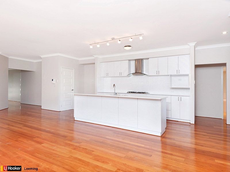 69 Barfield Road, Hammond Park WA 6164