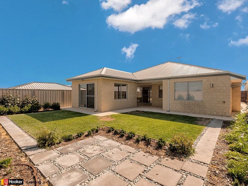 69 Barfield Road, Hammond Park WA 6164