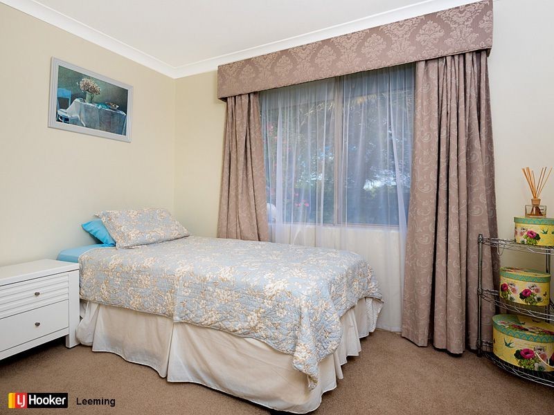 21 Underwood Grove, Kardinya WA 6163