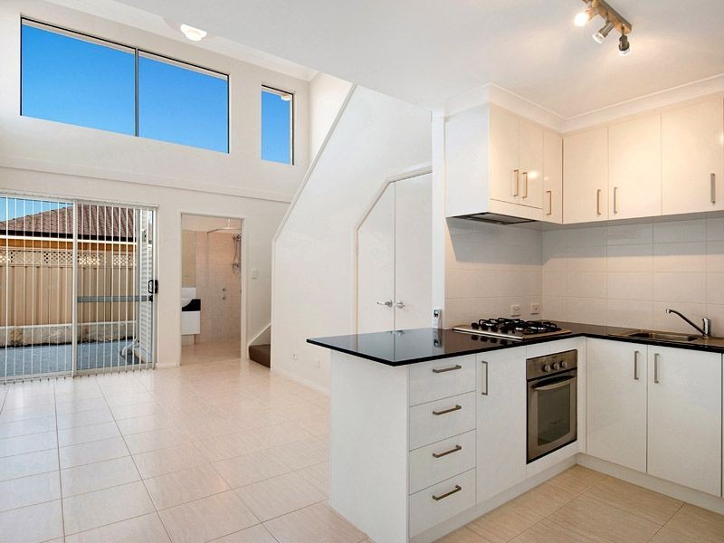 28/36 Wialki Lane, Canning Vale WA 6155