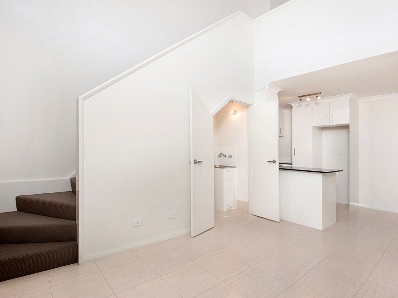 28/36 Wialki Lane, Canning Vale WA 6155