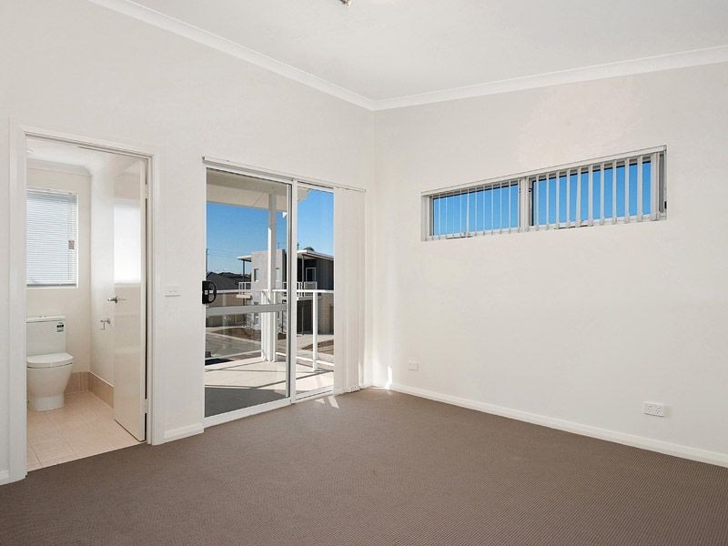 28/36 Wialki Lane, Canning Vale WA 6155