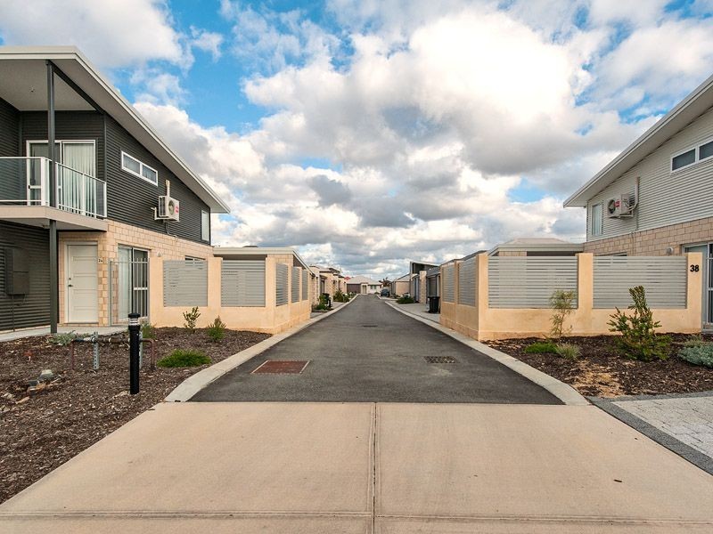 28/36 Wialki Lane, Canning Vale WA 6155
