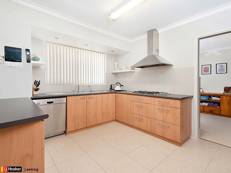 11 Darley Circle, Bull Creek WA 6149