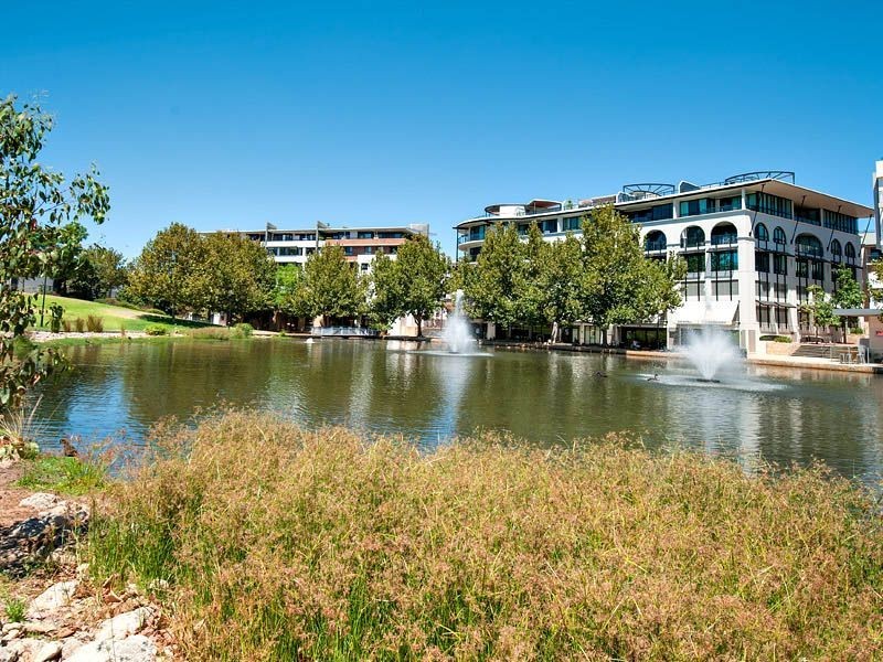 8/82 Royal Street, East Perth WA 6004